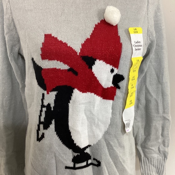 Women’s Grey with Silver Thread Penguin Print with Pompom Ball Knit LS Sweater - Picture 2 of 3